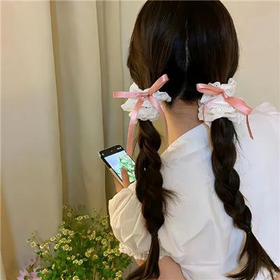 出水红莲